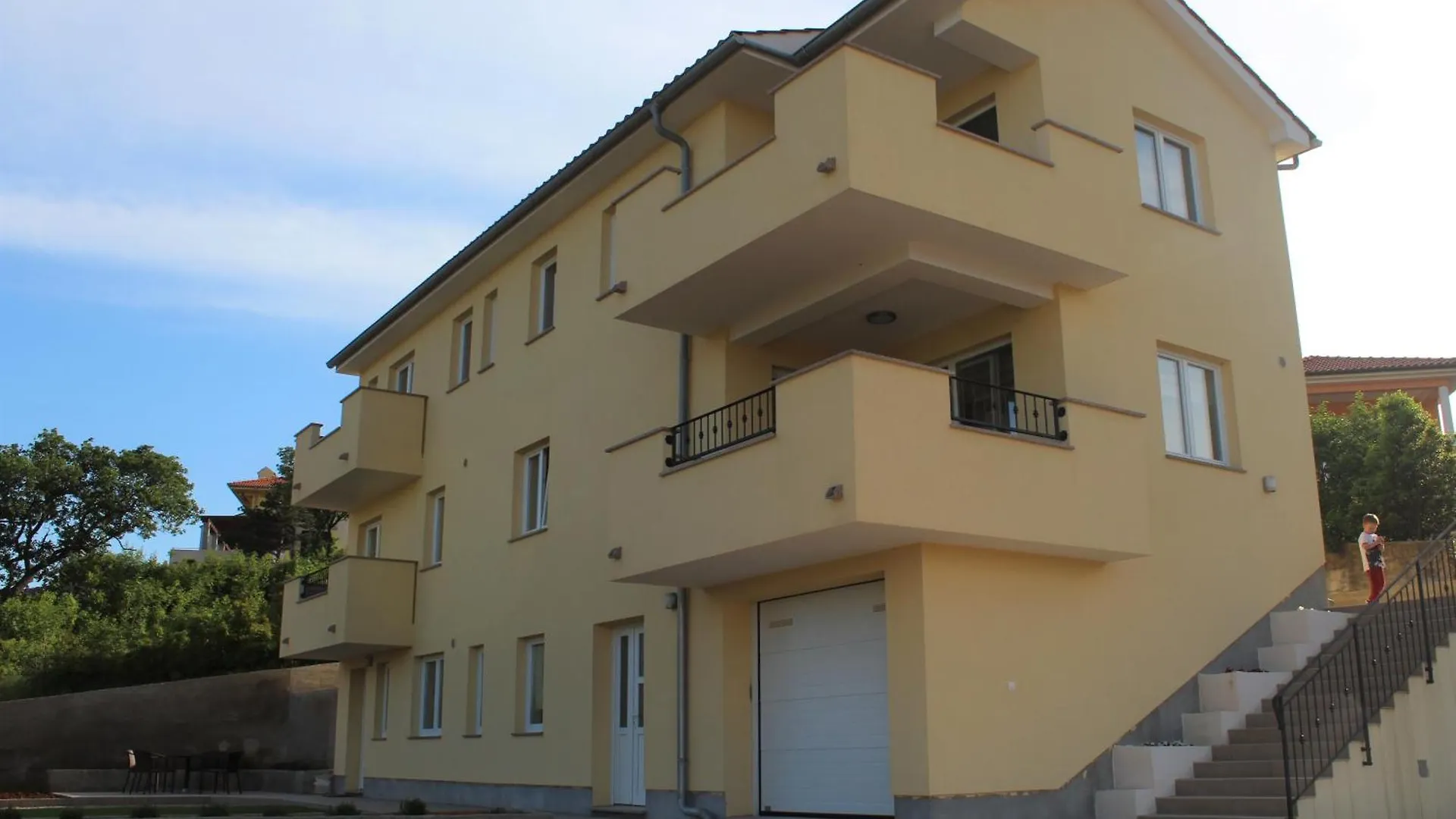Apartmani Marin1 Vrbnik 0*,  Croatia